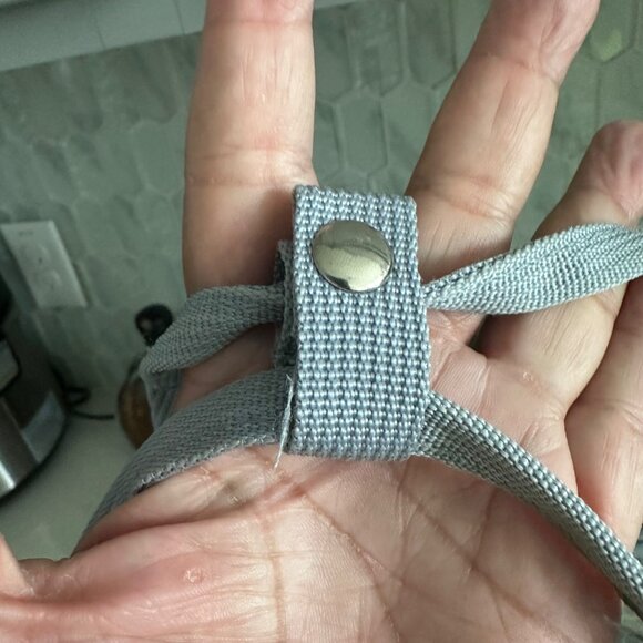 Clear Eastsport PVC Tote Bag With Gray Straps & Front Zipper Pocket - Picture 11 of 11